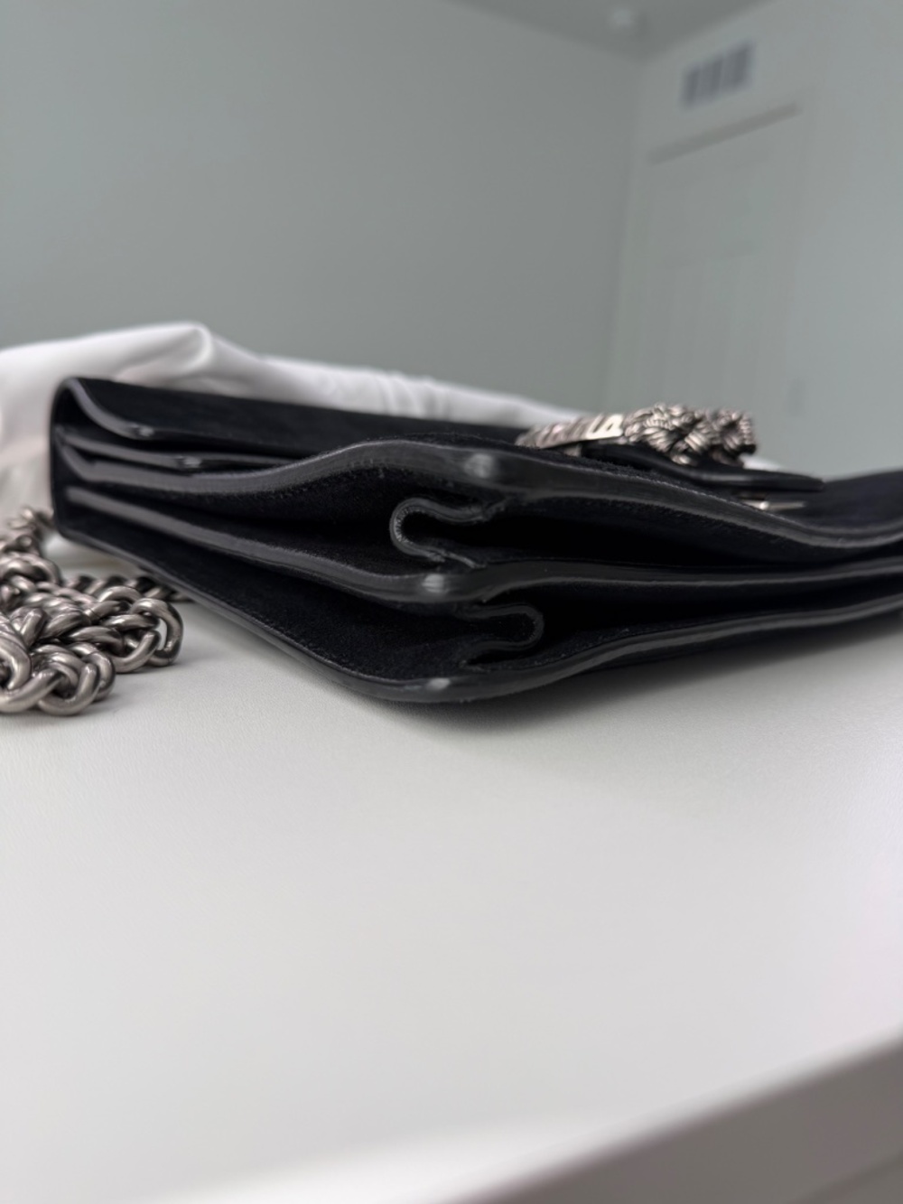 Authentic Gucci Dionysus Medium Black Velvet Shoulder Bag - Picture 5 of 12